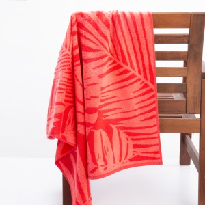 RED PALM BEACH TOWEL